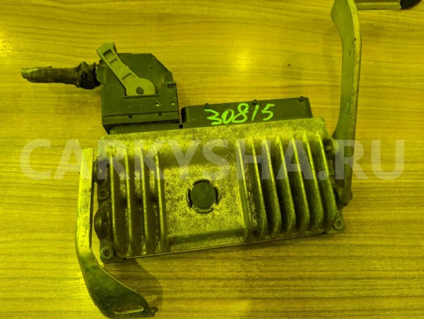 Блок efi Toyota Voxy оригинальный номер 8966128F50