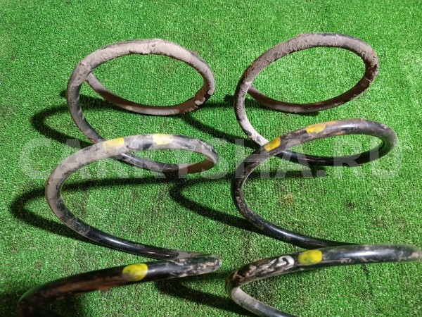 Пружины передние к-кт Toyota Avensis оригинальный номер 4813105730