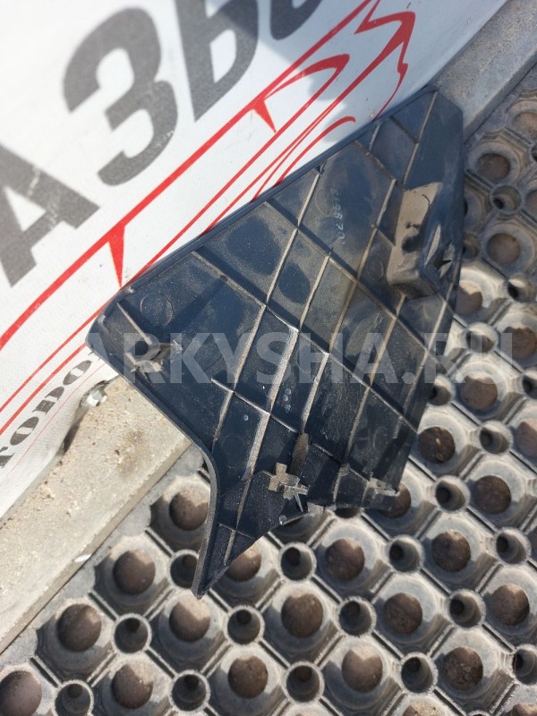 Накладка центральной консоли левая Kia Ceed ED Kia Cee'd оригинальный номер 847911H100