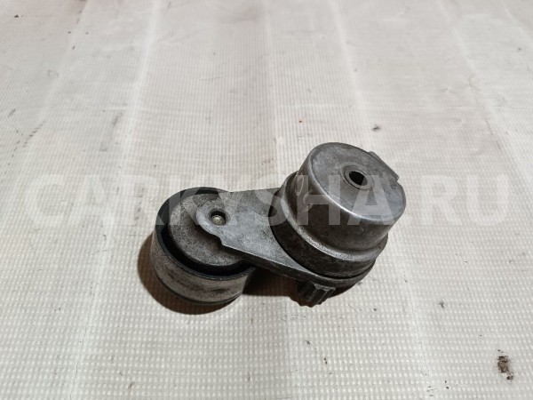 Натяжитель приводного ремня Chevrolet Cruze оригинальный номер 55563512