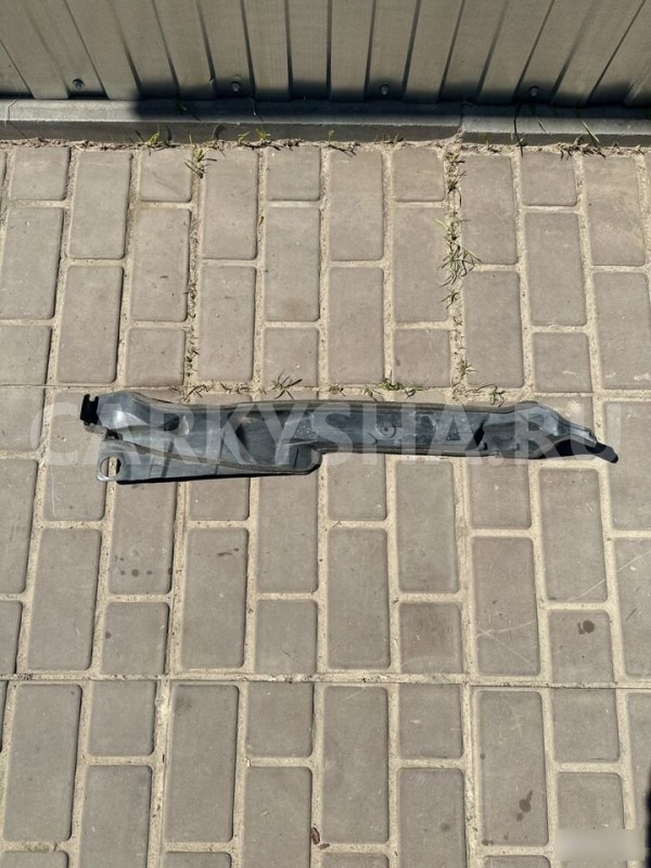Пыльник крыла левый Toyota Avensis T250 Toyota Avensis оригинальный номер 5386705020