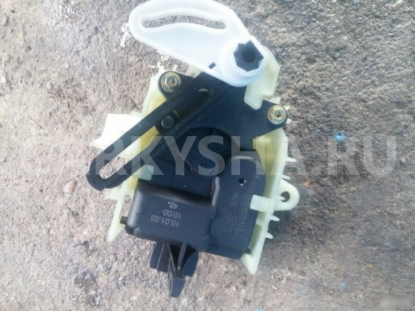 Моторчик заслонки отопителя Volkswagen Passat B5 Volkswagen Passat оригинальный номер 1J0907511