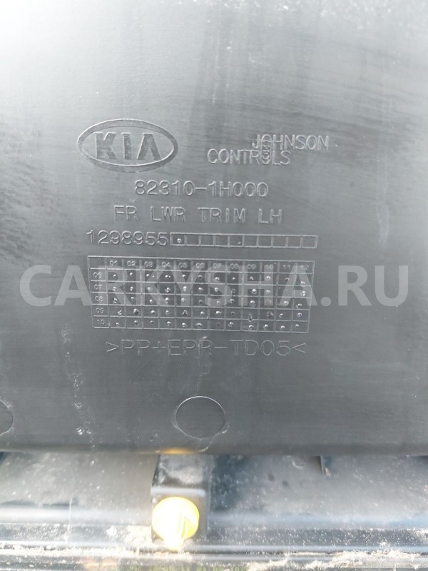Обшивка двери передняя левая Kia Ceed ED Kia Cee'd оригинальный номер 823011H200AL4