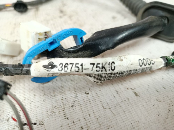 Проводка двери задней правой Suzuki SX4 2006-2014 Suzuki SX4 оригинальный номер 3675175KB0