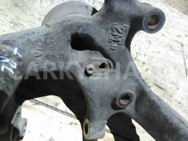 Кулак Volkswagen Golf Plus II (2009—2014) Volkswagen Golf Plus оригинальный номер 1K0505435AB