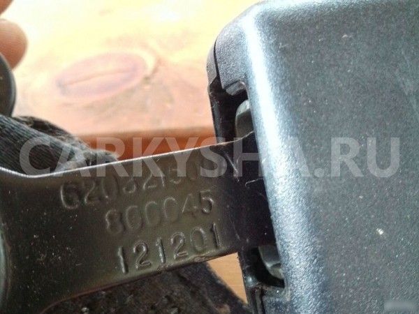 Замок ремня безопасности правый Citroen C4B7 Citroen C4 оригинальный номер 620321500
