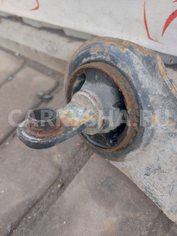 Рычаг продольный задний правый Kia Ceed ED Kia Cee'd оригинальный номер 552801H000