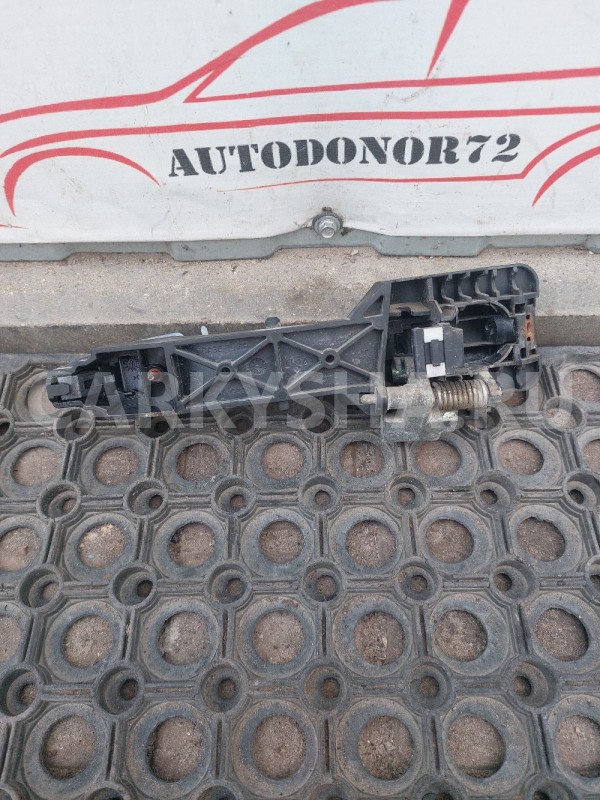 Ручка двери внешняя задняя правая Kia Ceed ED Kia Cee'd оригинальный номер 826511H010