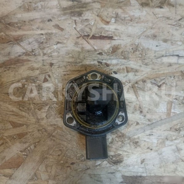 Датчик уровня масла Volkswagen golf plus Audi 200 оригинальный номер 1J0907660C