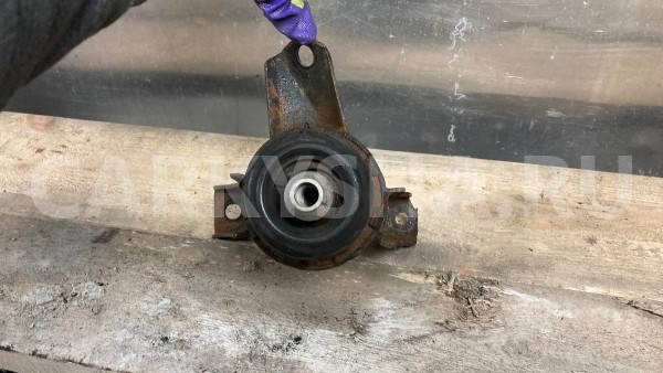 Опора подушка двигателя Mazda 6 GG Mazda 2 