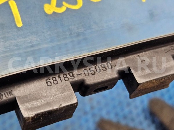 Стекло двери заднее левое Toyota Avensis T250 Toyota Avensis оригинальный номер 6818905030