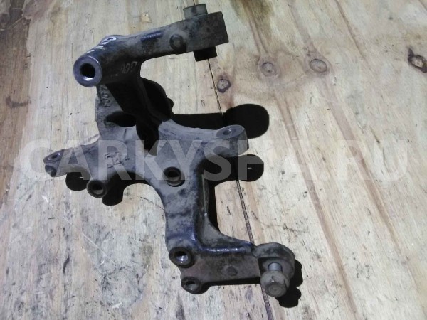 Кулак Volkswagen Golf Plus II (2009—2014) Volkswagen Golf Plus оригинальный номер 1K0505436AB