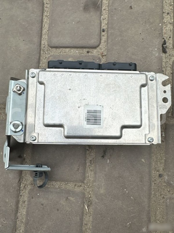 Эбу двигателя (мозги) Hyundai Getz Hyundai Getz оригинальный номер 3911002ac5
