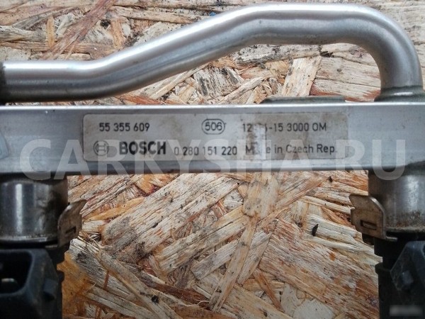 Топливная рампа Opel Astra j A16LET Opel Astra оригинальный номер 55355609