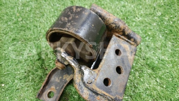 Подушка (опора) двигателя правая Lifan Smily 2011 Lifan Smily оригинальный номер F1001410
