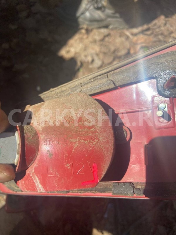 Фонарь задний Mazda Demio IDY (2002—2007) Mazda 2 оригинальный номер D350513G0C