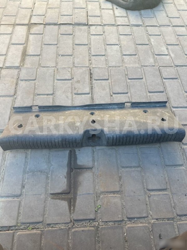 Накладка задней панели Hyundai Getz Hyundai Getz оригинальный номер 857701c110