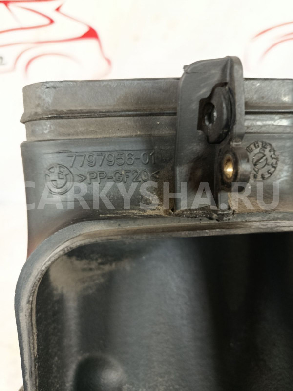 Патрубок воздушного фильтра BMW 3 E90/E91/E92/Е93 BMW 3er оригинальный номер 779795601