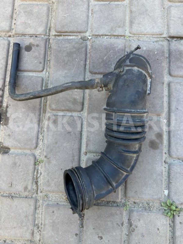 Патрубок воздушного фильтра Kia Ceed ED Kia Cee'd оригинальный номер 281302H000