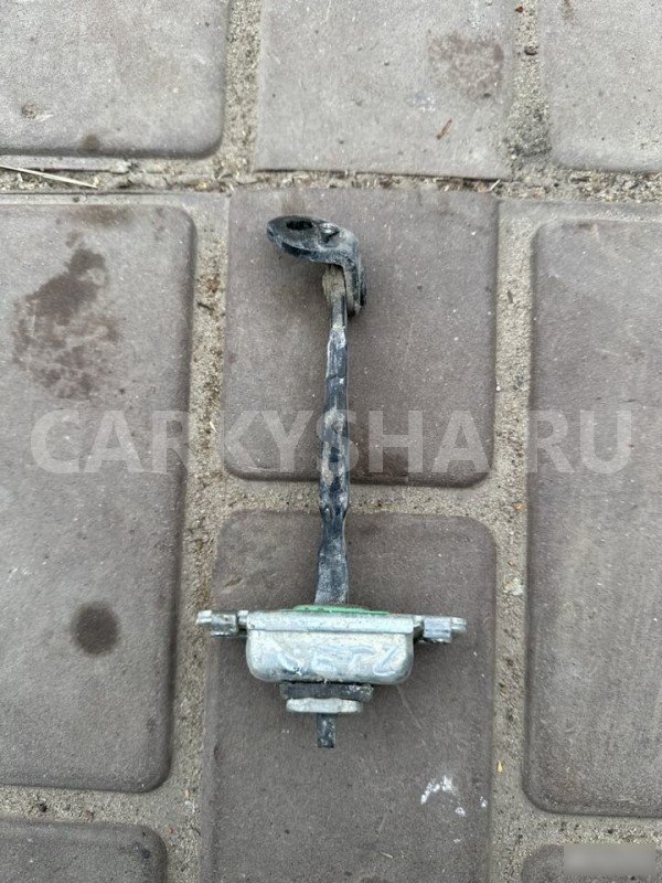 Ограничитель задней левой двери Hyundai Getz Hyundai Getz 