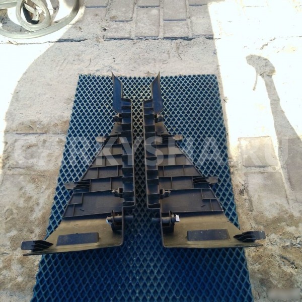 Держатель задней полки Opel Astra j Opel Astra оригинальный номер 13261690-13261689