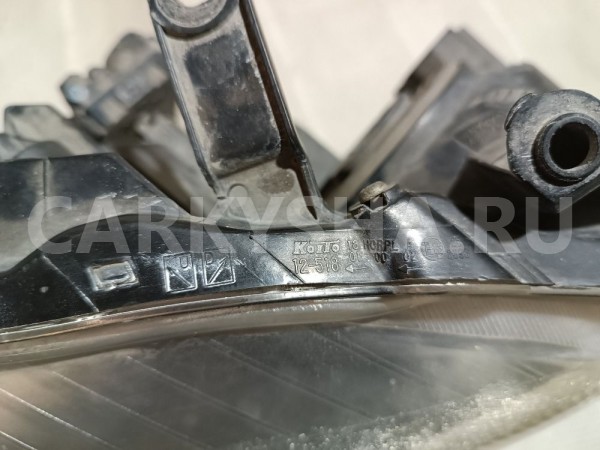 Фара правая Toyota Corolla оригинальный номер 8113012A60