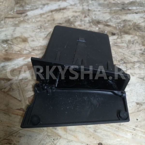 Пепельница Volkswagen golf plus Volkswagen Golf Plus 