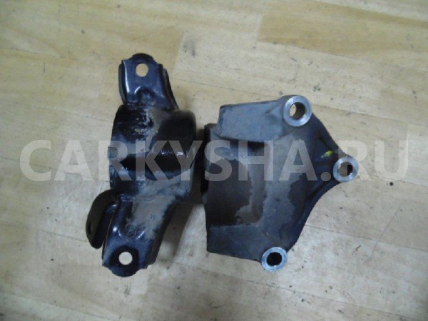 Опора двигателя Hyundai Solaris I (2010—2014) Hyundai Solaris оригинальный номер 218301R000