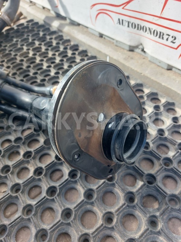 Горловина топливного бака Kia Ceed ED Kia Cee'd оригинальный номер 310301H000